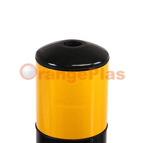 D16 Square Base Flexible Bollard